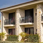 Palaia فندق داتْشا