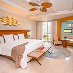 Palaia فندق *
