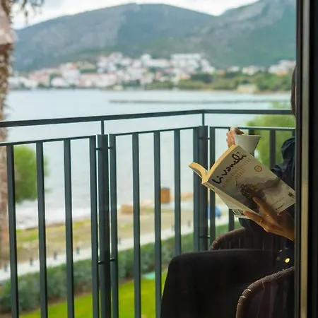 Отель Palaia Датча